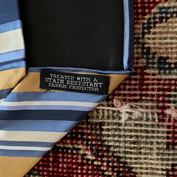 Geoffrey Beene striped silk tie, 2 for 50% off - Picture 4 of 4